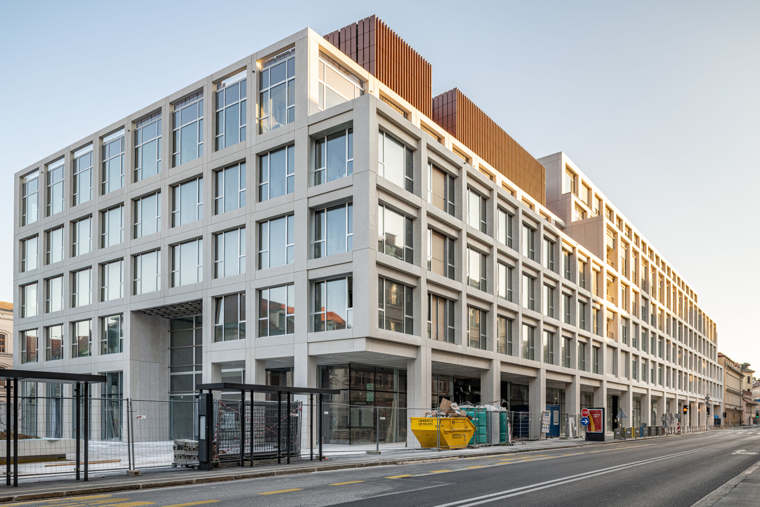 Šumi Center — Ljubljana